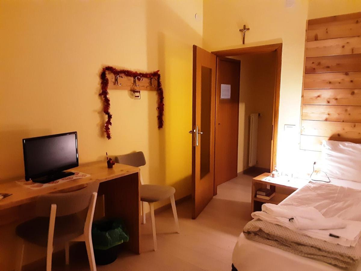 B&B Anna Rovere della Luna Ngoại thất bức ảnh